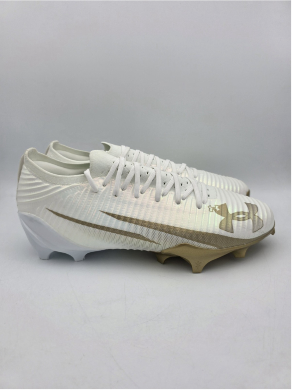Under Armour Blur Pro Men's Size 10 White Gold Football Cleats 3028220-105 New